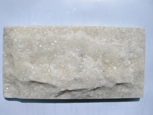 白石英蘑菇石