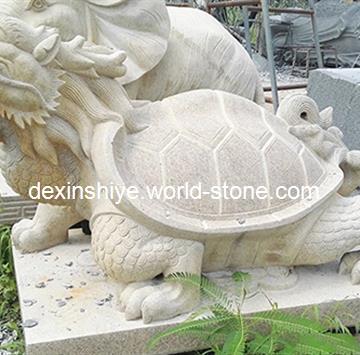 龟龙石雕像